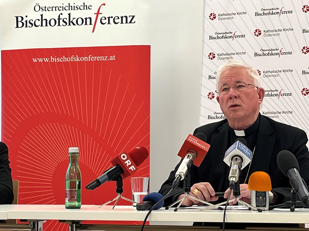 Pressekonferenz mit Erzbischof Franz Lackner / Kathpress / Henning Klingen