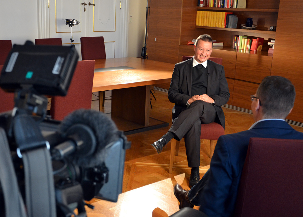 Peter Schipka, Generalsekretär ÖBK / Henning Klingen / Kathpress ORF-Interview mit dem Generalsekretär der Bischofskonferenz am 27. April 2016