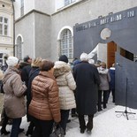 Bischof Schwarz öffnet „Heilige Pforte“ des Klagenfurter Domes